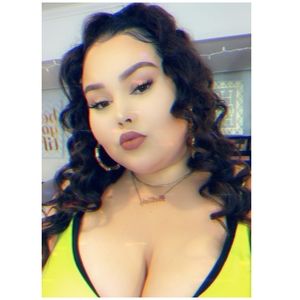 Meet your Posher, Veronica